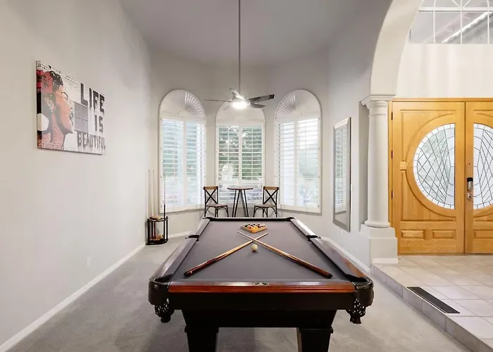 Luxury Mountain Estate-pool-spa-bbq+bar-fire Pit