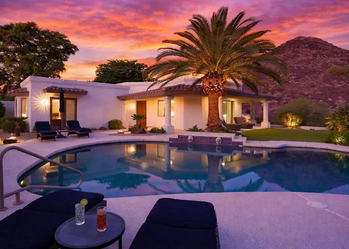 Dom wakacyjny Luxury Mountain Estate-pool-spa-bbq+bar-fire Pit Scottsdale