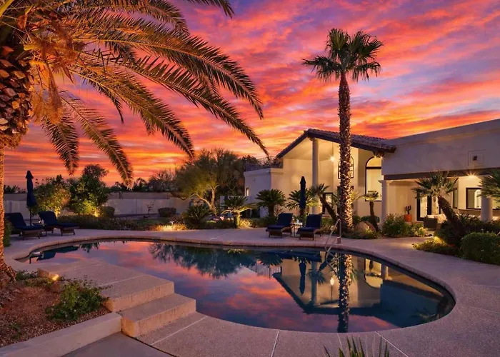Luxury Mountain Estate-pool-spa-bbq+bar-fire Pit